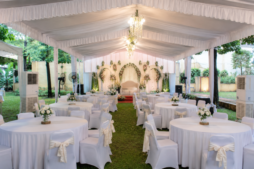 sewa tenda pernikahan wedding outdoor indoor